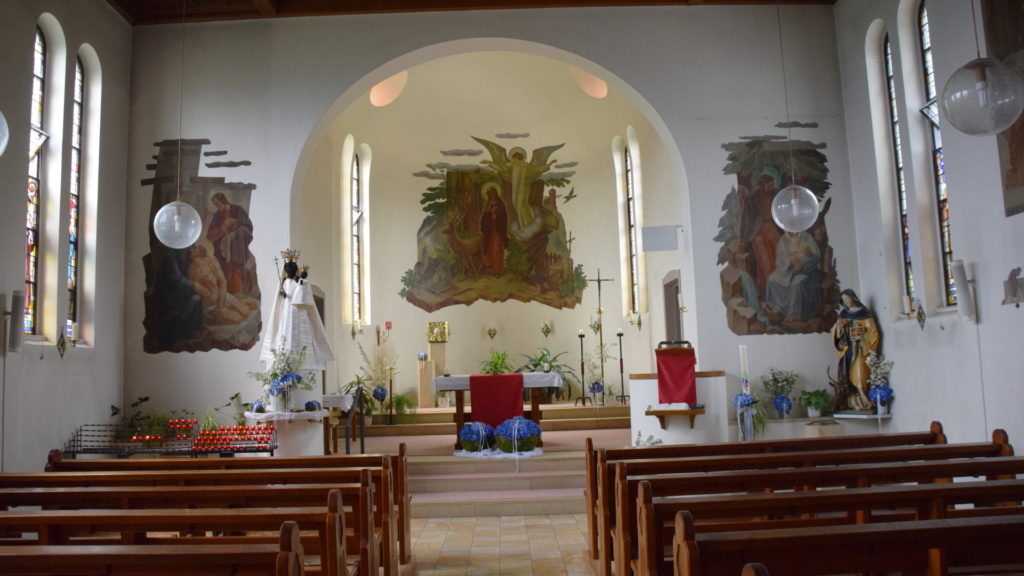 Kirche mit dem Altarbild von Idda