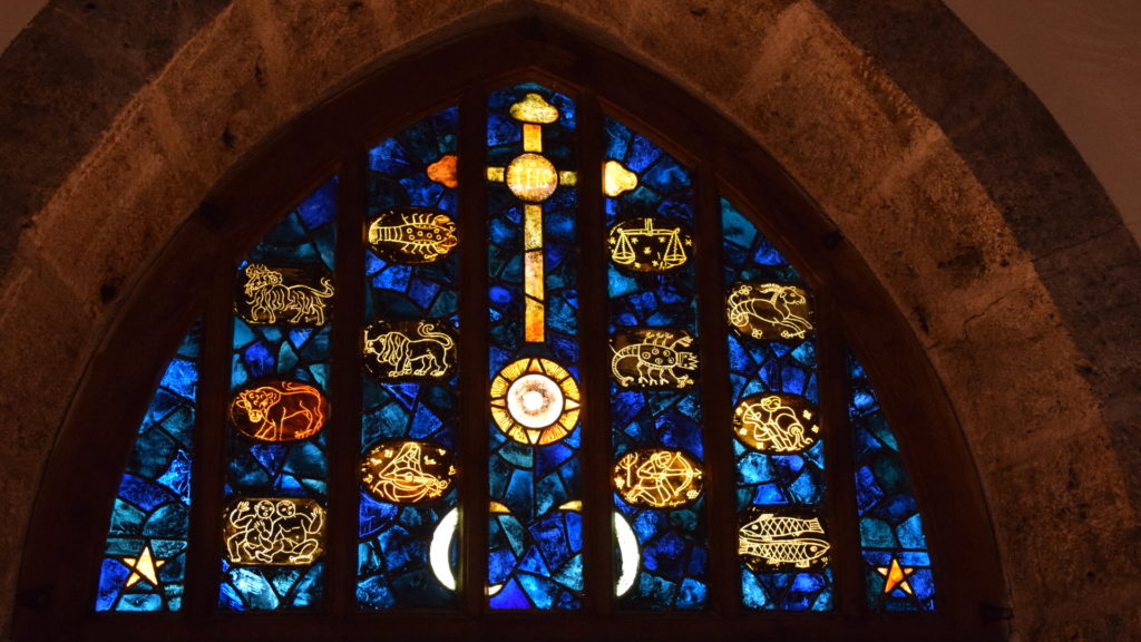 Fenster in der Märtyrerkapelle
